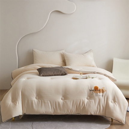 91家纺网 家纺一手货源 找家纺 （总）头等舱 2023新锦棉纯色大豆抗菌秋冬被(拍摄1）