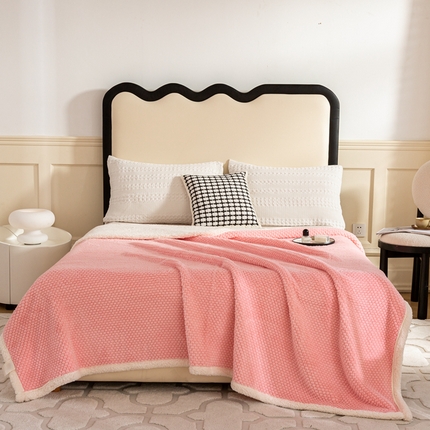 91家纺网 家纺一手货源 找家纺 丝涟家居 2023新款舒适保暖玫瑰绒毛毯 粉