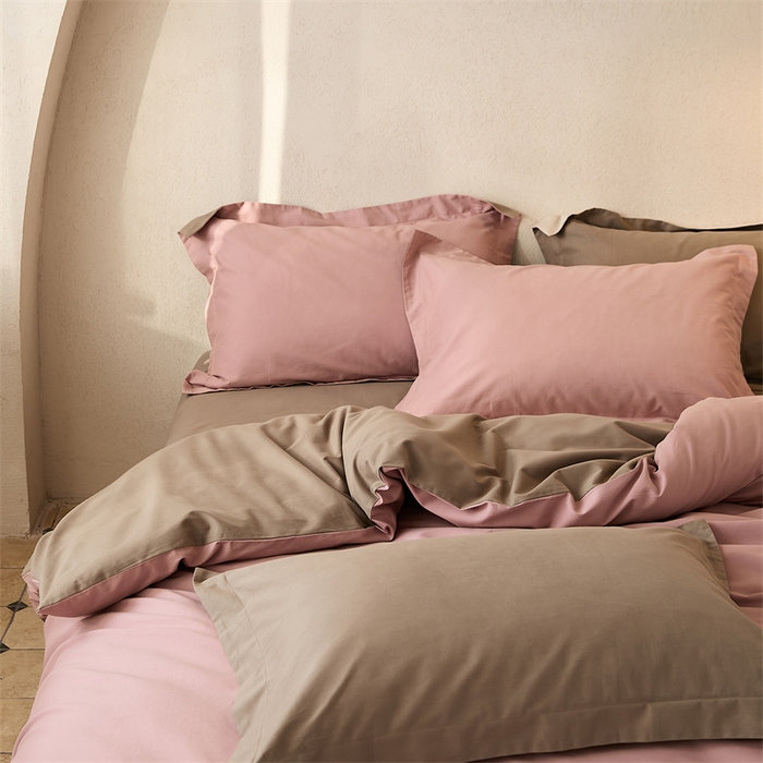 91家纺网 家纺一手货源 找家纺 涞澳家纺 2023新款50磨绒双拼 藕棕粉