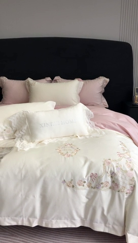 91家纺网 家纺一手货源 找家纺 馨蕊家居 2023新款100支CR工艺全棉四件套-棉卡洛琳 卡洛琳-粉白