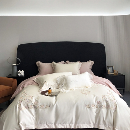 91家纺网 家纺一手货源 找家纺 （总）馨蕊家居 2023新款100支CR工艺全棉四件套-棉卡洛琳