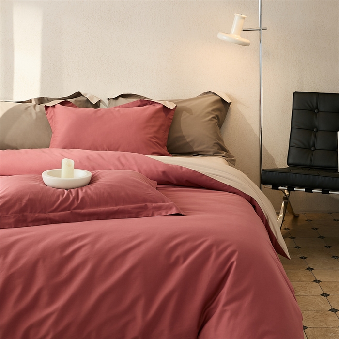 91家纺网 家纺一手货源 找家纺 涞澳家纺 2023新款50磨绒双拼 暗红琥珀