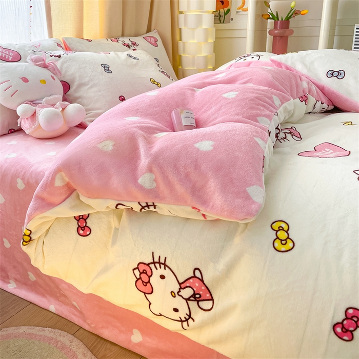 91家纺网 家纺一手货源 找家纺 博雅 2023新款三丽鸥正版授权卡通加厚牛奶绒系列四件套蝴蝶结Kitty