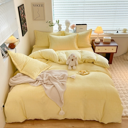91家纺网 家纺一手货源 找家纺 逸尚阁 2024新款高克重纯色牛奶绒四件套 奶黄