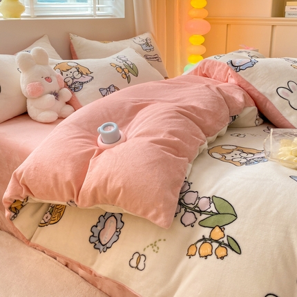 91家纺网 家纺一手货源 找家纺 （总）恋佳居 2025新款小清新印花牛奶绒保暖四件套