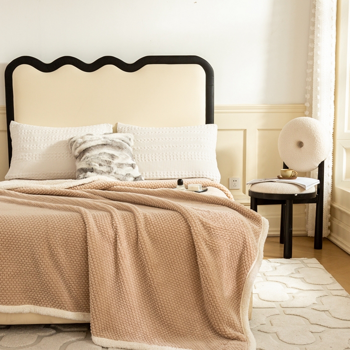 91家纺网 家纺一手货源 找家纺 （总）丝涟家居 2025新款舒适保暖玫瑰绒毛毯