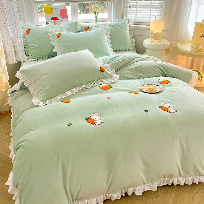 91家纺网 家纺一手货源 找家纺 绒兔兔2023新款棉加绒刺绣四件套-萝卜兔 萝卜兔-浅绿