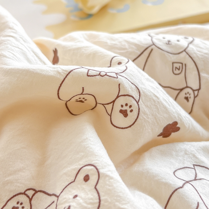 91家纺网 家纺一手货源 找家纺 居易简 2025新款水洗棉双层纱豆豆被加绒被子被芯直播豆豆绒被被子被芯冬被春秋被 小熊院长