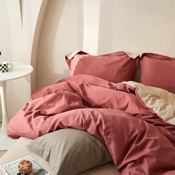 91家纺网 家纺一手货源 找家纺 涞澳家纺 2023新款50磨绒双拼 暗红琥珀