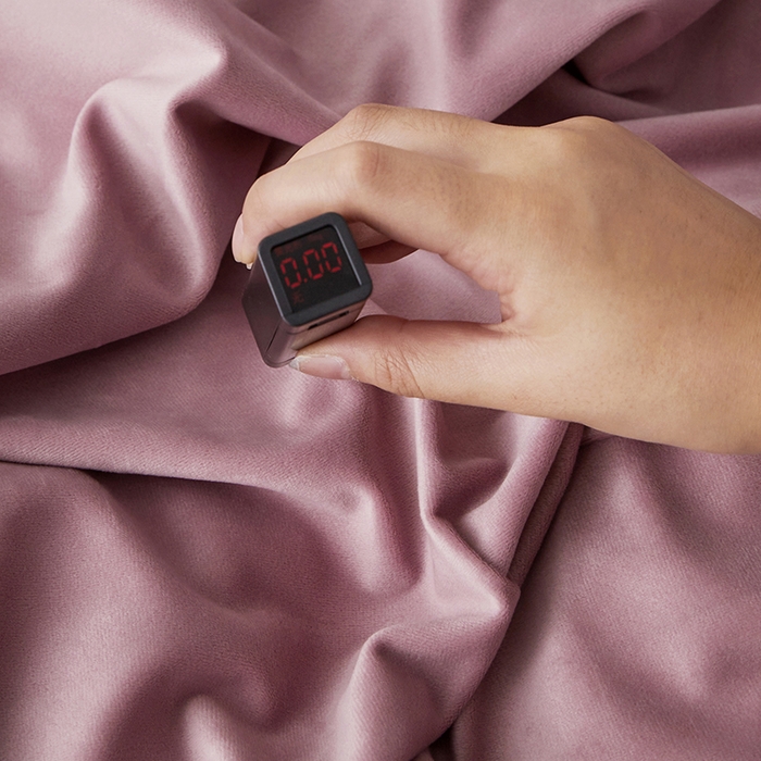 91家纺网 家纺一手货源 找家纺 丝涟2023新款轻奢风高克重230g婴儿绒德肤绒亲肤舒适双拼色埋线款滚绳四件套 烟紫+浅灰