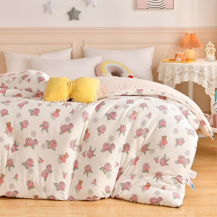 91家纺网 家纺一手货源 找家纺 牛魔王家居 2023新款A类针织棉豆豆被子抗菌纤维被芯冬被 玫瑰庄园