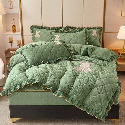 屹成 2024新款水晶绒夹棉床笠款四件套贴布绣款-小熊款 橄榄緑