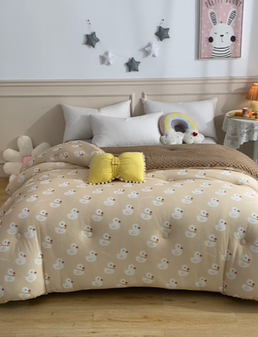 91家纺网 家纺一手货源 找家纺 牛魔王家居 2023新款A类针织棉豆豆被子抗菌纤维被芯冬被 数鸭子