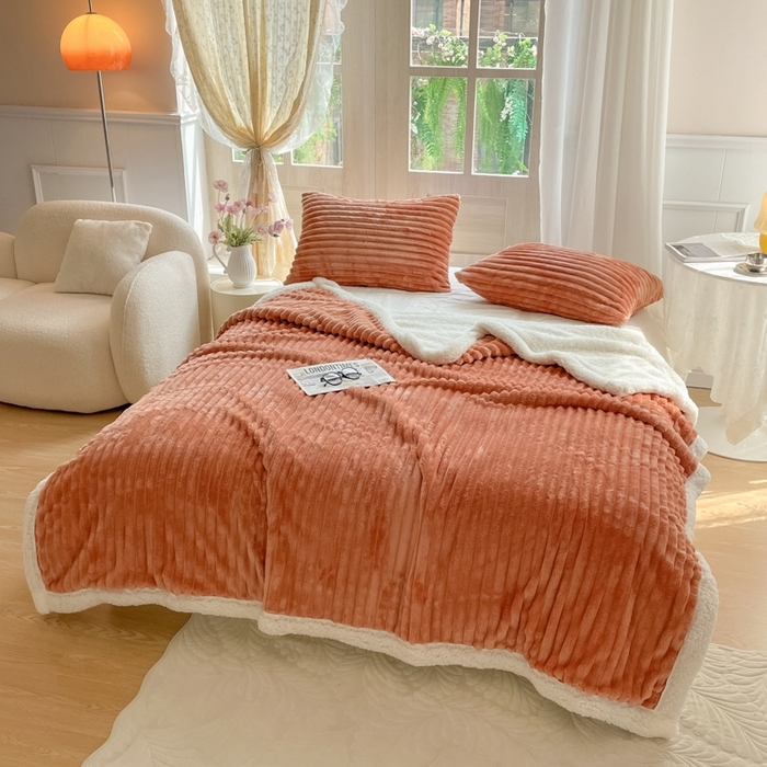 91家纺网 家纺一手货源 找家纺 欧邦 新款条纹兔兔绒羊羔绒毛毯午睡多功能毯 条纹-橘色