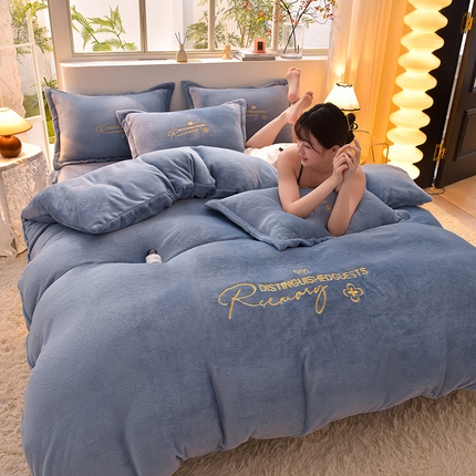 91家纺网 家纺一手货源 找家纺 （总）简爱家纺2025新款保暖MISS款法莱绒刺绣四件套