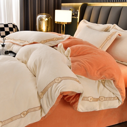 91家纺网 家纺一手货源 找家纺 云家 （包含买家秀）2023新款高克重牛奶绒纯色双拼刺绣四件套珊瑚绒 凯迪系列 凯迪-奶昔白+橙