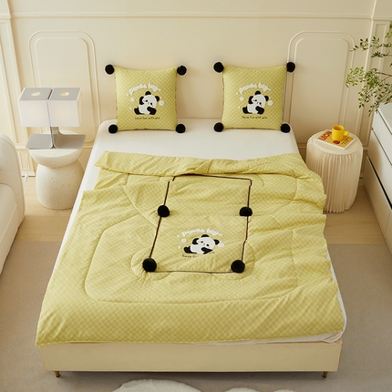 91家纺网 家纺一手货源 找家纺 （总）素玖抱枕被 2023新款抱枕被-熊猫款