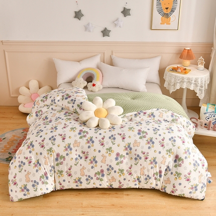 91家纺网 家纺一手货源 找家纺 （总）牛魔王家居 2023新款A类针织棉豆豆被子抗菌纤维被芯冬被