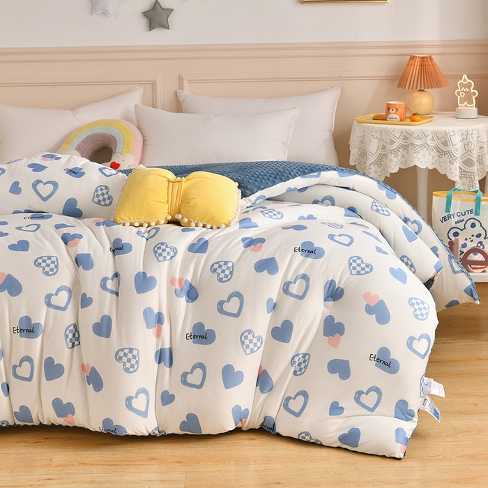 91家纺网 家纺一手货源 找家纺 牛魔王家居 2023新款A类针织棉豆豆被子抗菌纤维被芯冬被 心意满满