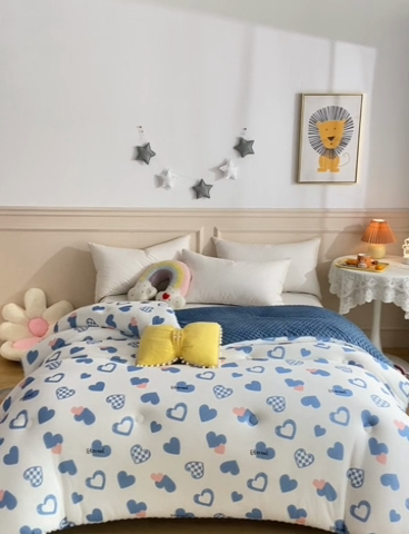 91家纺网 家纺一手货源 找家纺 牛魔王家居 2023新款A类针织棉豆豆被子抗菌纤维被芯冬被 心意满满