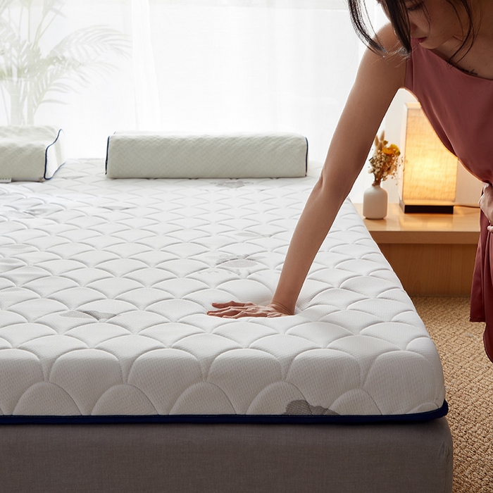 91家纺网 家纺一手货源 找家纺 锦丝钰床垫 2023乳胶记忆海绵床垫 单边小牛白色