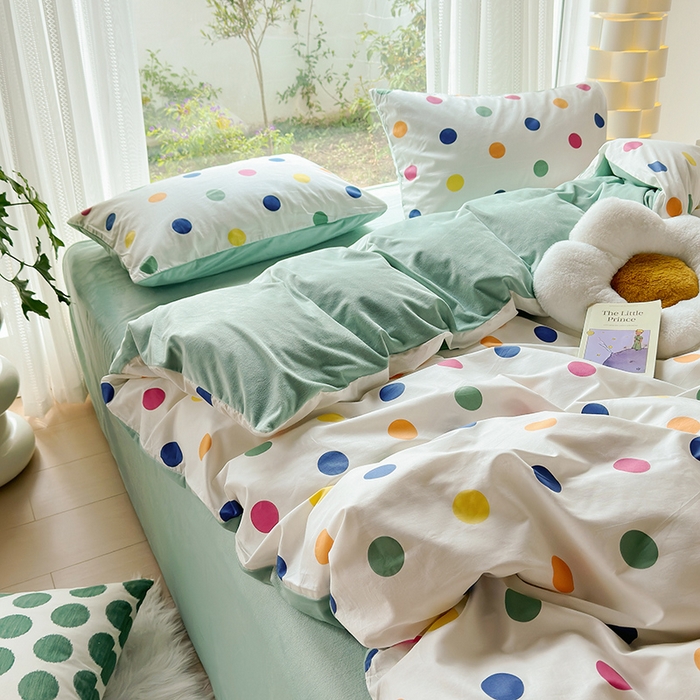 91家纺网 家纺一手货源 找家纺 怡家居 2023新款秋冬亲肤舒适棉加绒四件套 彩色点点