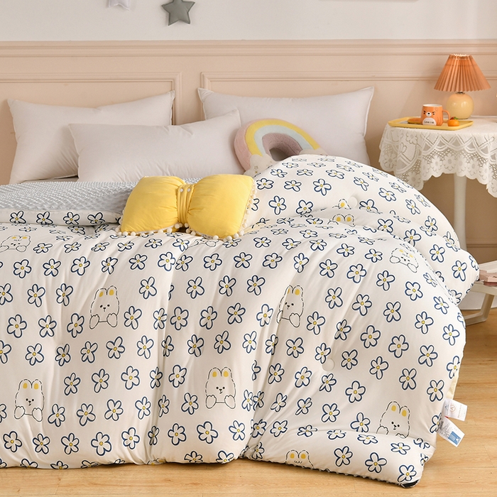 91家纺网 家纺一手货源 找家纺 牛魔王家居 2023新款A类针织棉豆豆被子抗菌纤维被芯冬被 花花兔