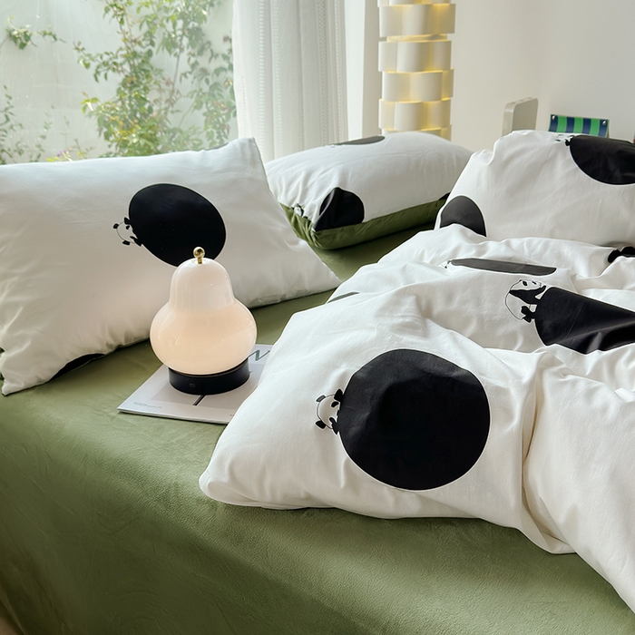 91家纺网 家纺一手货源 找家纺 怡家居 2023新款秋冬亲肤舒适棉加绒四件套 波点熊猫