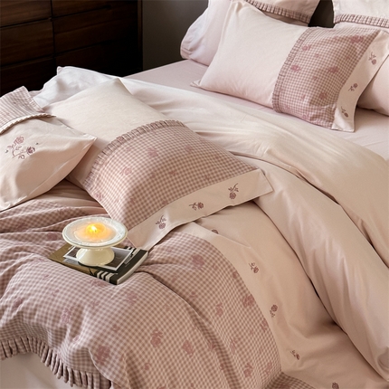 涞澳 2023新款特殊面料工艺款四件套 玫瑰日记（磨毛）