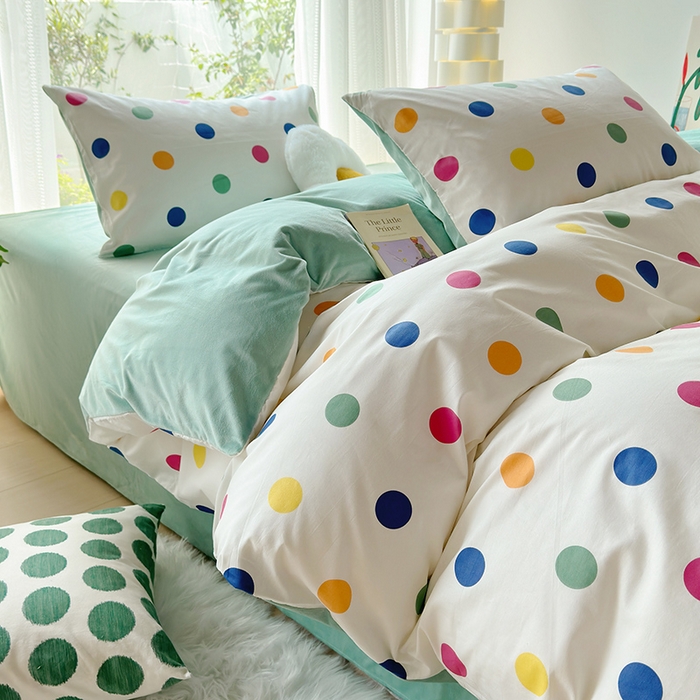 91家纺网 家纺一手货源 找家纺 怡家居 2023新款秋冬亲肤舒适棉加绒四件套 彩色点点