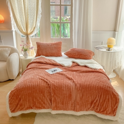 91家纺网 家纺一手货源 找家纺 （总）欧邦 新款条纹兔兔绒羊羔绒毛毯午睡多功能毯