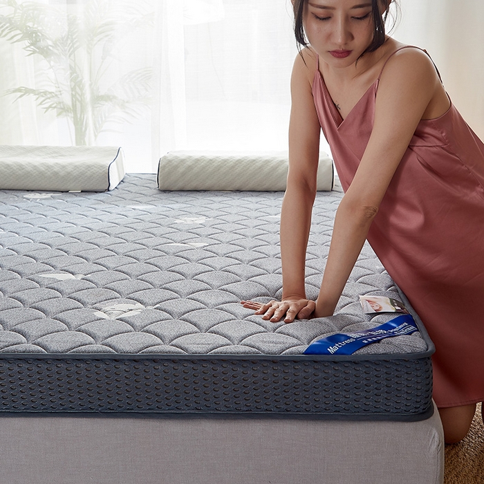 91家纺网 家纺一手货源 找家纺 锦丝钰床垫 2023乳胶记忆海绵床垫 立体小牛灰色