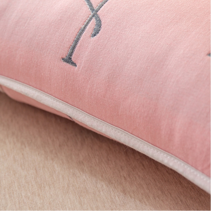 91家纺网 家纺一手货源 找家纺 2023全棉卡通六层纱布儿童枕套-朴尔 辛福鸟粉-纱布枕套