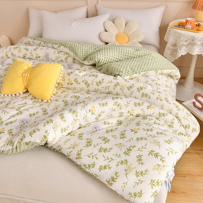 91家纺网 家纺一手货源 找家纺 牛魔王家居 2023新款A类针织棉豆豆被子抗菌纤维被芯冬被 仙草