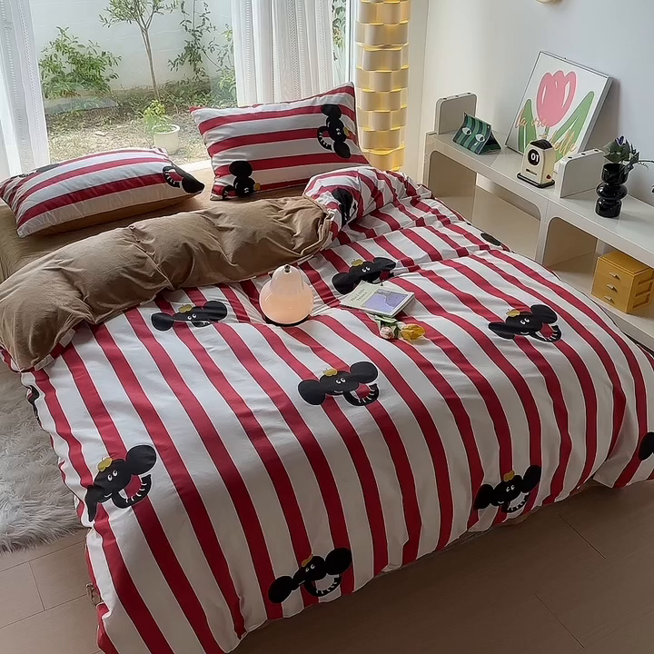 91家纺网 家纺一手货源 找家纺 怡家居 2023新款秋冬亲肤舒适棉加绒四件套 条纹大象