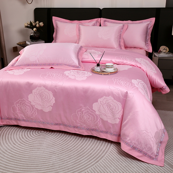 91家纺网 家纺一手货源 找家纺 小时代家纺 2023新款纯棉贡缎提花夹棉床盖四件套 玫瑰花语