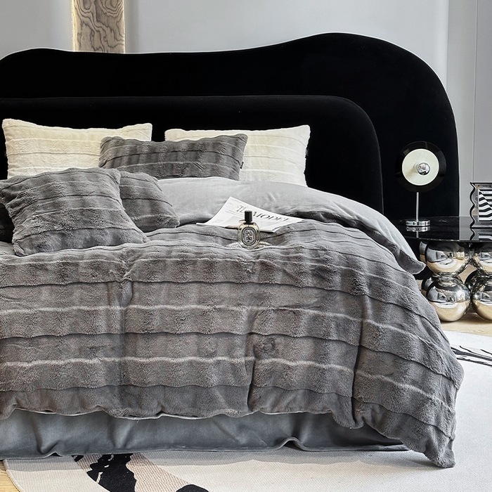 91家纺网 家纺一手货源 找家纺 丝芙妮家居（原乐视家纺） 2024新款兔兔绒牛奶绒四件套-黎梦系列 黎梦-雾霾灰