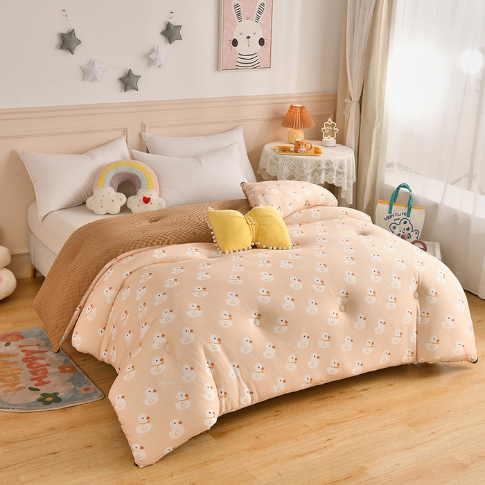 91家纺网 家纺一手货源 找家纺 牛魔王家居 2023新款A类针织棉豆豆被子抗菌纤维被芯冬被 数鸭子