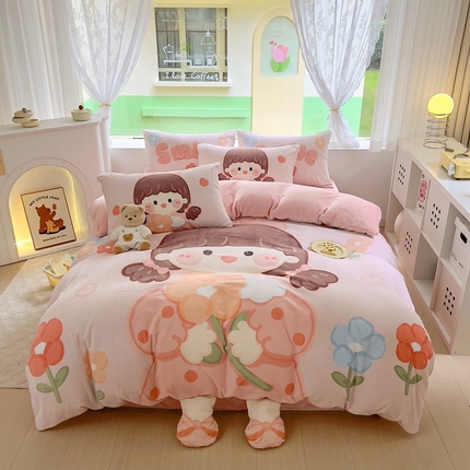 91家纺网 家纺一手货源 找家纺 （总）川悦生活 2023新款大版牛奶绒卡通玩偶脚工艺款四件套