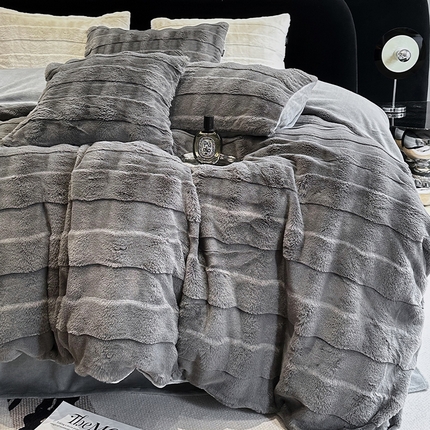 91家纺网 家纺一手货源 找家纺 （总）丝芙妮家居（原乐视家纺） 2024新款兔兔绒牛奶绒四件套-黎梦系列