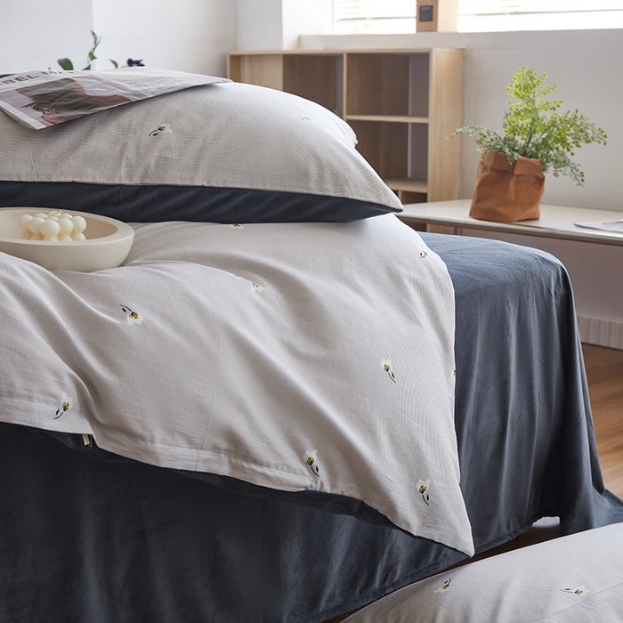 91家纺网 家纺一手货源 找家纺 怡家居 2023新款秋冬亲肤舒适棉加绒四件套 可心