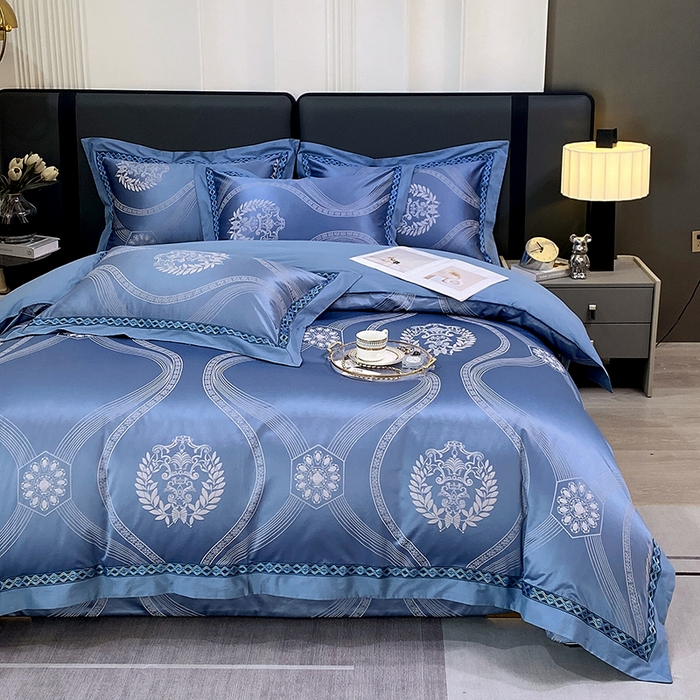 91家纺网 家纺一手货源 找家纺 小时代家纺 2023新款纯棉贡缎提花夹棉床盖四件套 卡伦蓝色