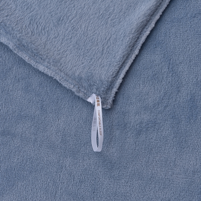 91家纺网 家纺一手货源 找家纺 简爱家纺2025新款保暖MISS款法莱绒刺绣四件套伯爵蓝