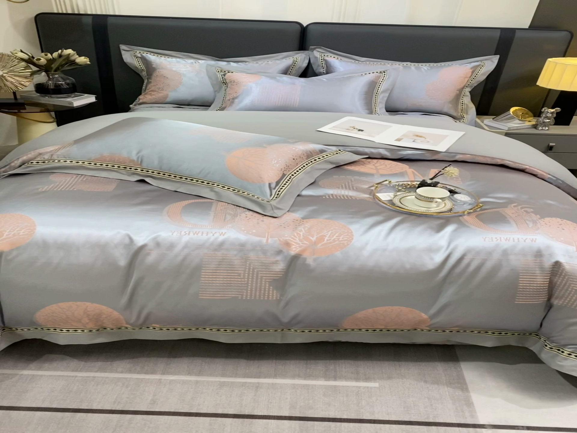 91家纺网 家纺一手货源 找家纺 小时代家纺 2023新款纯棉贡缎提花夹棉床盖四件套 森之恋曲