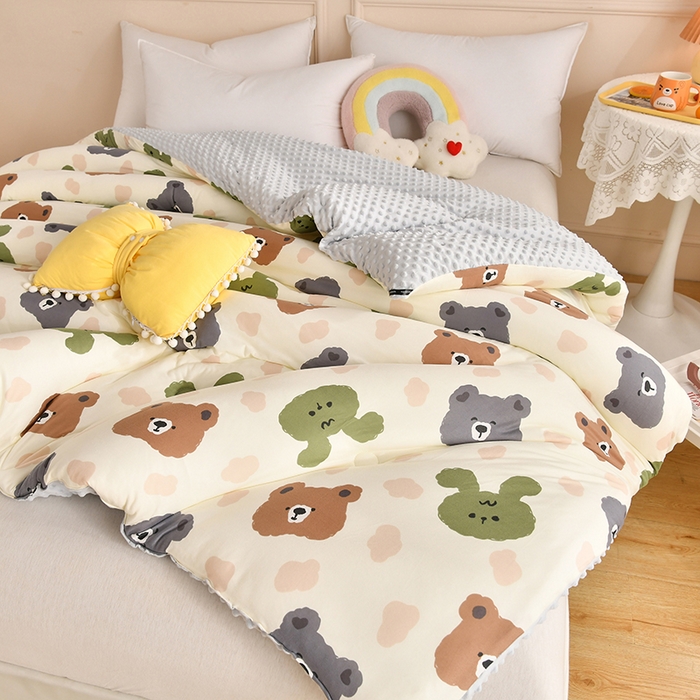 91家纺网 家纺一手货源 找家纺 牛魔王家居 2023新款A类针织棉豆豆被子抗菌纤维被芯冬被 熊生活