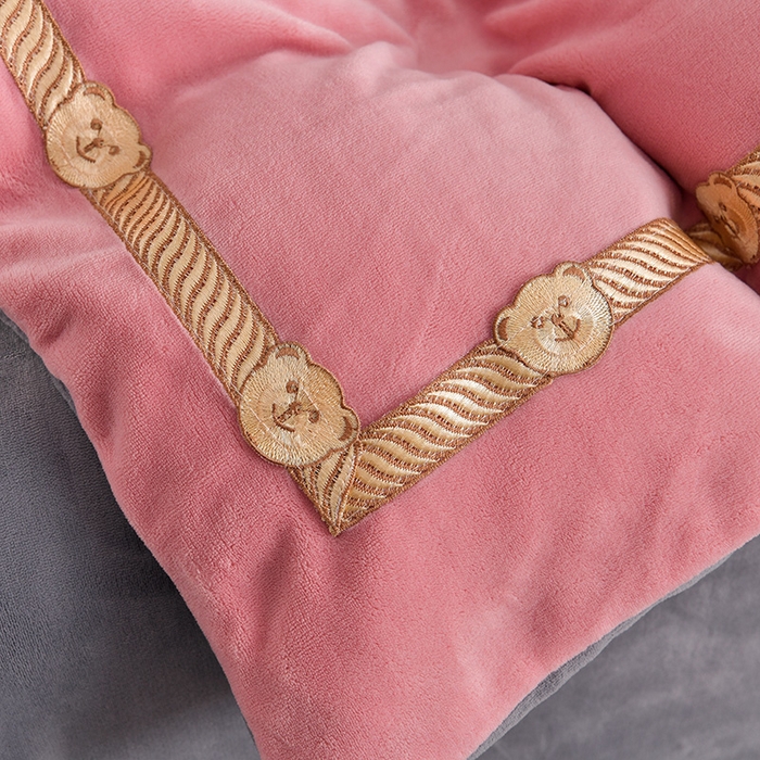 91家纺网 家纺一手货源 找家纺 云家 （包含买家秀）2023新款高克重牛奶绒纯色双拼刺绣四件套珊瑚绒 凯迪系列 凯迪-蜜粉+高级灰