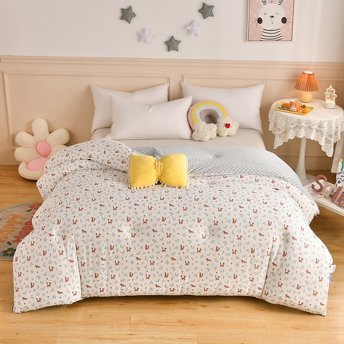 91家纺网 家纺一手货源 找家纺 牛魔王家居 2023新款A类针织棉豆豆被子抗菌纤维被芯冬被 狸狸原上草