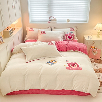 91家纺网 家纺一手货源 找家纺 （总）丽美人家纺 2023新款迪士尼系列牛奶绒毛巾绣四件套