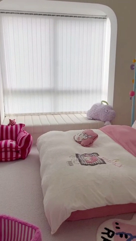 91家纺网 家纺一手货源 找家纺 星野 2023秋冬高克重牛奶绒贴布绣多巴胺系列四件套 朵拉拉