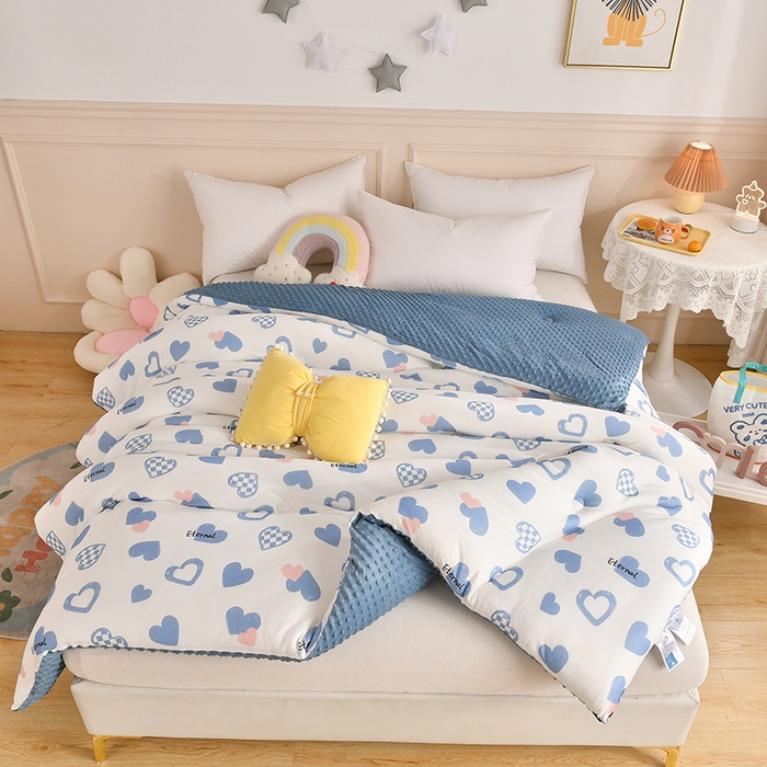 91家纺网 家纺一手货源 找家纺 牛魔王家居 2023新款A类针织棉豆豆被子抗菌纤维被芯冬被 心意满满